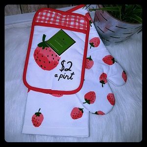 Kate spade strawberry kitchen set